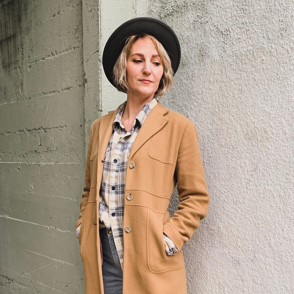 Meet your Posher, Victoria